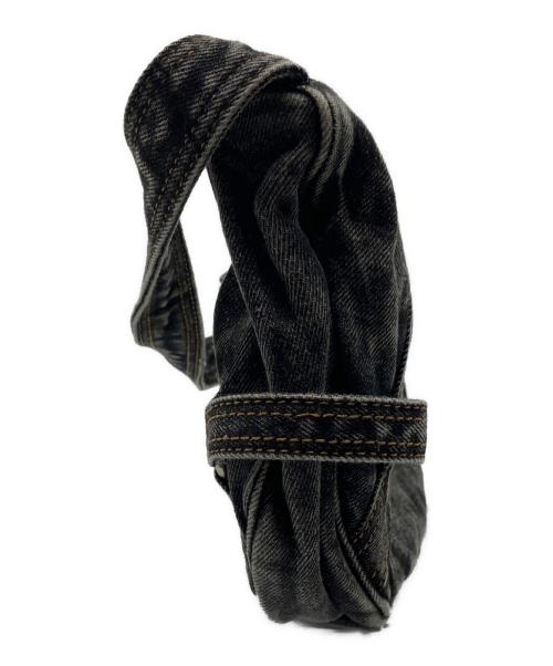 Matin Kim（マーティン・キム）Matin Kim (マーティン・キム) WASHED DENIM MINI HOBO BAG ブラックデニムの古着・服飾アイテム