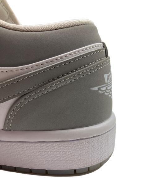 NIKE（ナイキ）NIKE (ナイキ) スニーカー グレー×ホワイト サイズ:27の古着・服飾アイテム