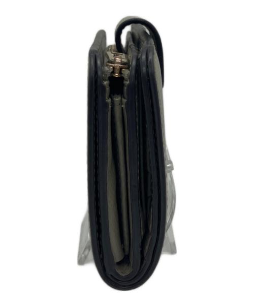 FURLA（フルラ）FURLA (フルラ) カメリア 2つ折り財布 グレーの古着・服飾アイテム