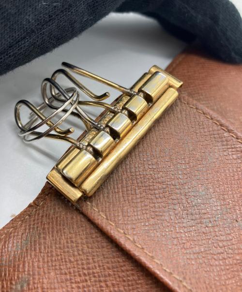 LOUIS VUITTON（ルイ ヴィトン）LOUIS VUITTON (ルイ ヴィトン) ミュルティクレ4 ブラウンの古着・服飾アイテム