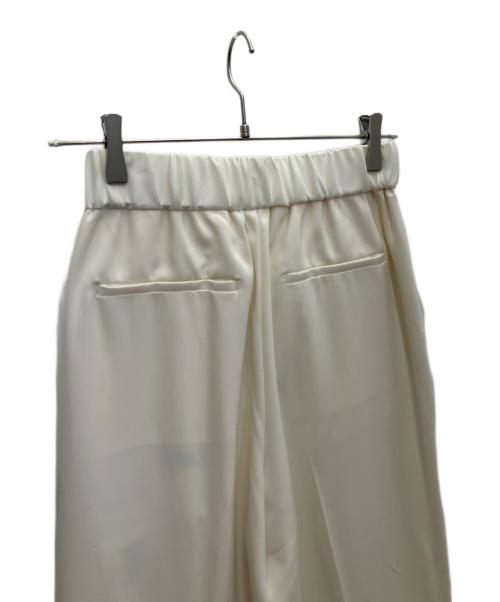 L’AGENCE（ラジャンス）L’AGENCE (ラジャンス) テーパードパンツ ホワイト サイズ:S 未使用品の古着・服飾アイテム