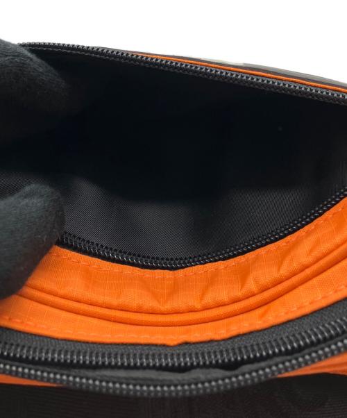 M+RC（-）M+RC (-) ウエストポーチ オレンジ×ブラックの古着・服飾アイテム