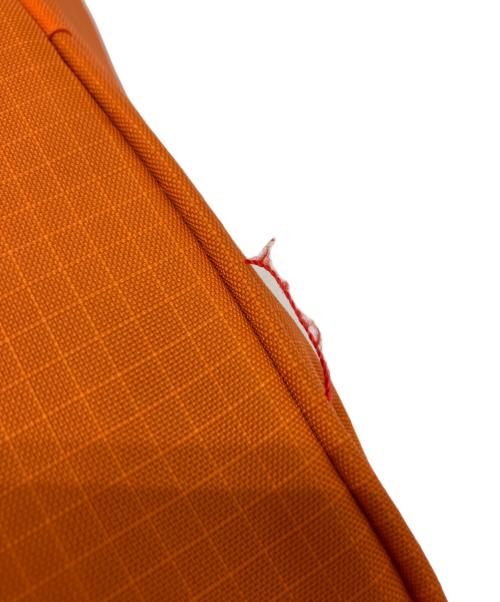 M+RC（-）M+RC (-) ウエストポーチ オレンジ×ブラックの古着・服飾アイテム