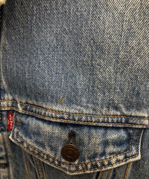 LEVI'S（リーバイス）LEVI'S (リーバイス) 裏ボアデニムジャケット インディゴ サイズ:Mの古着・服飾アイテム