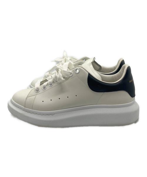 ALEXANDER McQUEEN（アレキサンダーマックイーン）ALEXANDER McQUEEN (アレキサンダーマックイーン) OVERSIZED SNEAKER ホワイト サイズ:41.5の古着・服飾アイテム