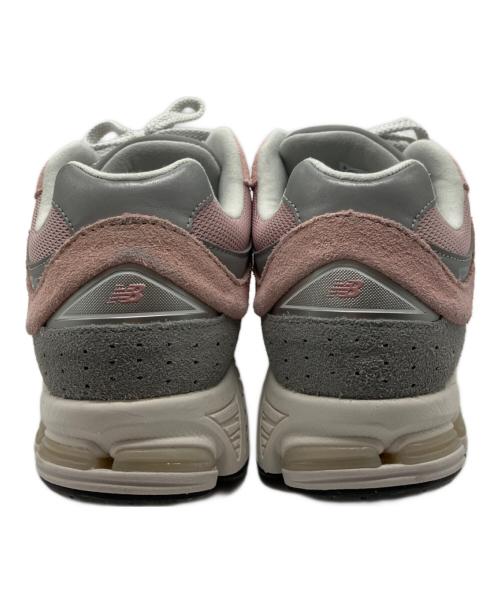 NEW BALANCE（ニューバランス）NEW BALANCE (ニューバランス) M2002RFC ピンク×グレー サイズ:28の古着・服飾アイテム