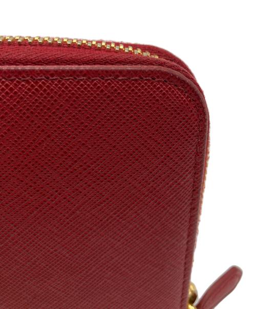 PRADA（プラダ）PRADA (プラダ) ラウンドファスナー長財布 レッドの古着・服飾アイテム