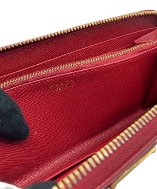 PRADA（プラダ）PRADA (プラダ) ラウンドファスナー長財布 レッドの古着・服飾アイテム