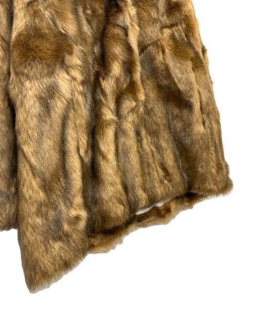 Jakke（ジャッキー）Jakke (ジャッキー) エコファーコート ブラウン サイズ:SIZE　M 未使用品の古着・服飾アイテム