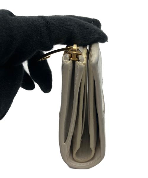 BOTTEGA VENETA（ボッテガベネタ）BOTTEGA VENETA (ボッテガベネタ) 2つ折り財布 ホワイトの古着・服飾アイテム