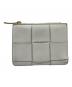 BOTTEGA VENETA（ボッテガベネタ）の古着「2つ折り財布」｜ホワイト