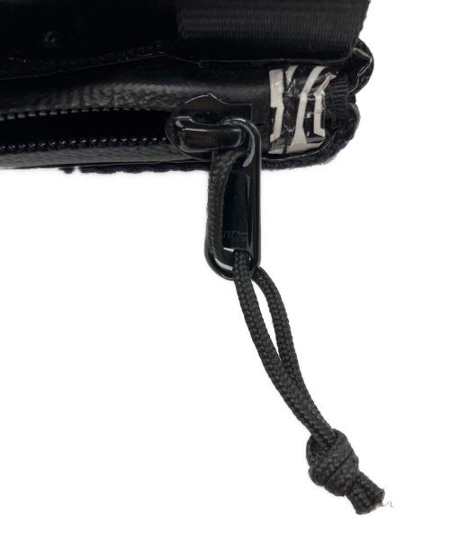 SUPREME（シュプリーム）SUPREME (シュプリーム) Bandana Tarp Side Bag ブラックの古着・服飾アイテム