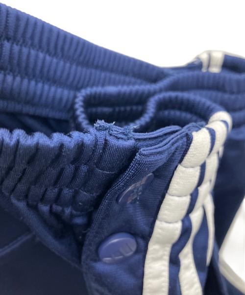 adidas（アディダス）adidas (アディダス) トラックパンツ ネイビー サイズ:Mの古着・服飾アイテム