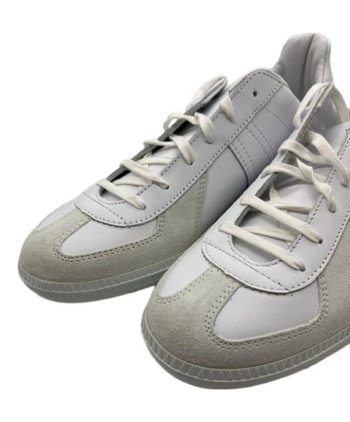 -（-）- (-) ジャーマントレーナー ホワイト×グレー サイズ:SIZE41の古着・服飾アイテム