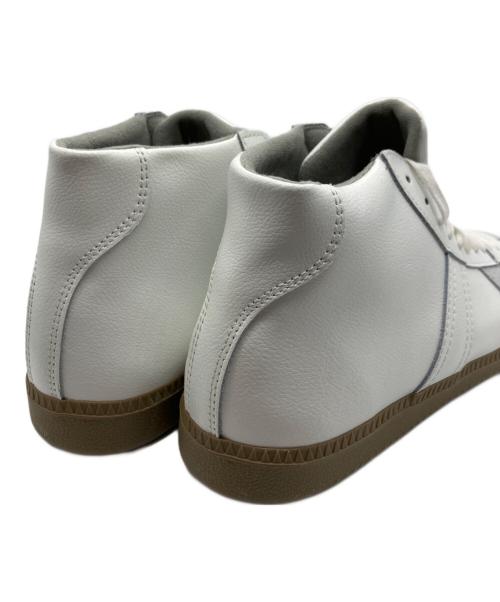 -（-）- (-) ジャーマントレーナー ホワイト×グレー サイズ:SIZE40の古着・服飾アイテム