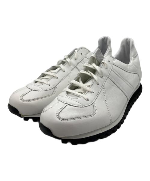 -（-）- (-) ジャーマントレーナー ホワイト サイズ:SIZE43の古着・服飾アイテム