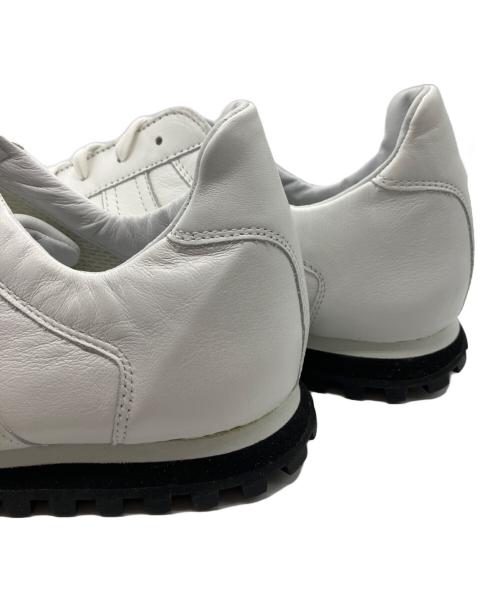 -（-）- (-) ジャーマントレーナー ホワイト サイズ:SIZE43の古着・服飾アイテム