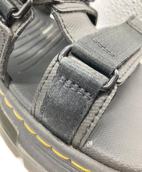 Dr.Martens（ドクターマーチン）Dr.Martens (ドクターマーチン) サンダル ブラック サイズ:US8の古着・服飾アイテム