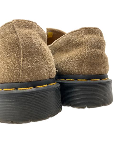 Dr.Martens（ドクターマーチン）Dr.Martens (ドクターマーチン) ドレスシューズ ベージュ サイズ:26の古着・服飾アイテム