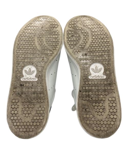 adidas（アディダス）adidas (アディダス) LUX BEAUTY&YOUTH ローカットスニーカー ホワイト×グレー サイズ:23.5の古着・服飾アイテム