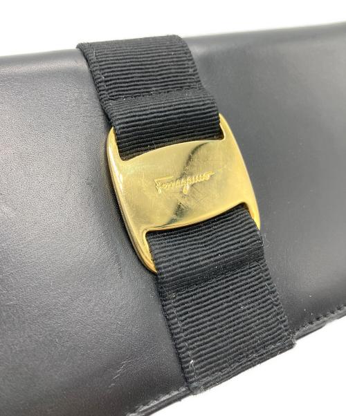 Salvatore Ferragamo（サルヴァトーレ フェラガモ）Salvatore Ferragamo (サルヴァトーレ フェラガモ) 長財布 ブラックの古着・服飾アイテム