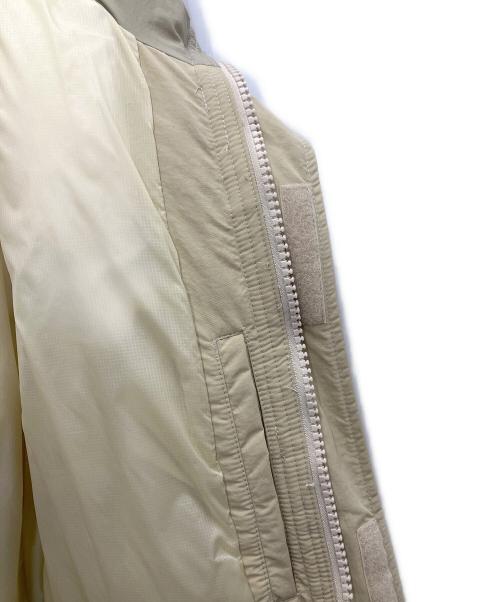 SILAS（サイラス）SILAS (サイラス) ダウンジャケット ベージュ サイズ:Ｌの古着・服飾アイテム