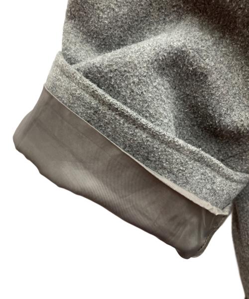 KBF（ケービーエフ）KBF (ケービーエフ) チェスターコート グレー サイズ:sizeoneの古着・服飾アイテム