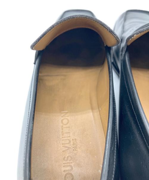 LOUIS VUITTON（ルイ ヴィトン）LOUIS VUITTON (ルイ ヴィトン) スクエアトゥローファー ブラック サイズ:8　1/2の古着・服飾アイテム