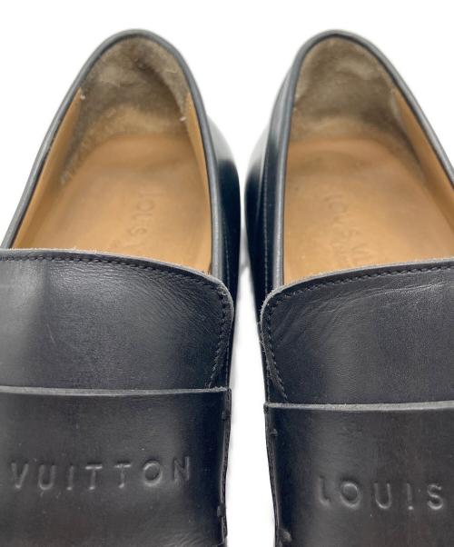 LOUIS VUITTON（ルイ ヴィトン）LOUIS VUITTON (ルイ ヴィトン) スクエアトゥローファー ブラック サイズ:8　1/2の古着・服飾アイテム