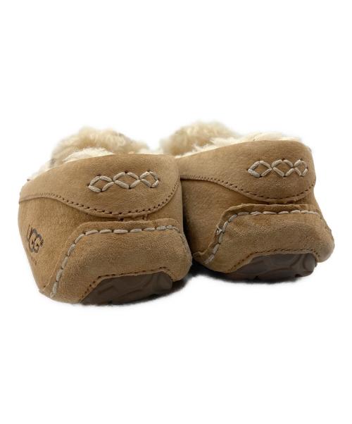 UGG（アグ）UGG (アグ) モカシンローファー ベージュ サイズ:25の古着・服飾アイテム