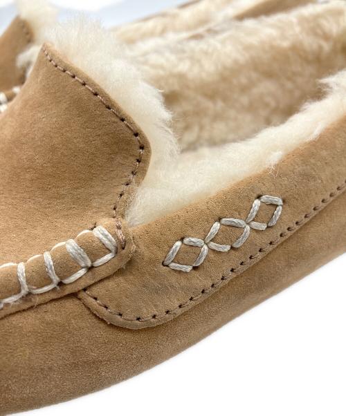 UGG（アグ）UGG (アグ) モカシンローファー ベージュ サイズ:25の古着・服飾アイテム