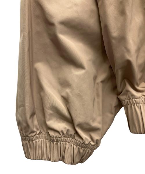 NIKE（ナイキ）NIKE (ナイキ) OFFWHITE (オフホワイト) ナイロンジャケット ベージュ サイズ:Mの古着・服飾アイテム