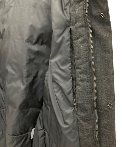 UNIQLO（ユニクロ）UNIQLO (ユニクロ) ハイブリッドダウンコート ダークグレー サイズ:Ｌの古着・服飾アイテム