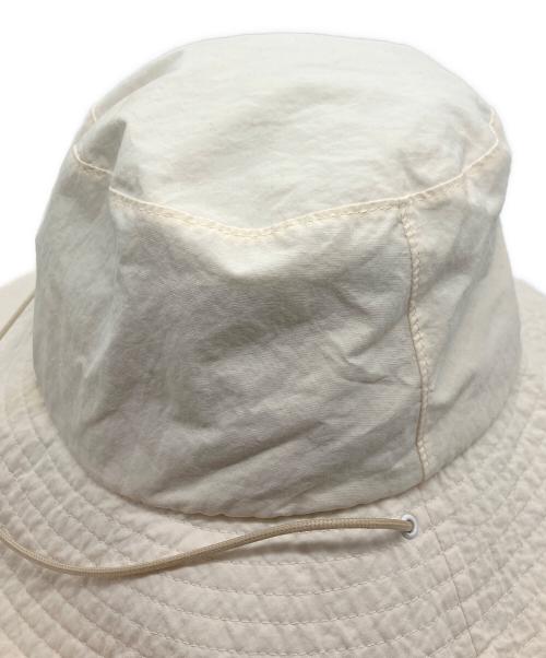 HELLY HANSEN（ヘリーハンセン）HELLY HANSEN (ヘリーハンセン) ビーチフレアハット アイボリーの古着・服飾アイテム