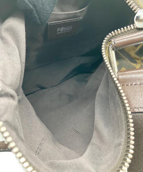 FENDI（フェンディ）FENDI (フェンディ) ショルダーバッグ ブラウンの古着・服飾アイテム