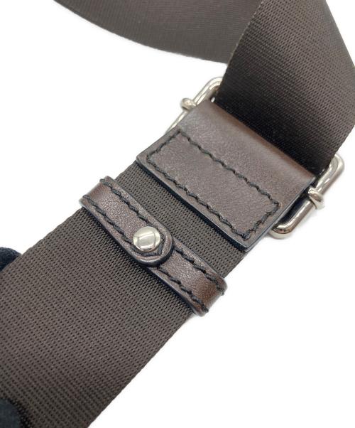 FENDI（フェンディ）FENDI (フェンディ) ショルダーバッグ ブラウンの古着・服飾アイテム