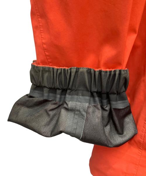 THE NORTH FACE（ザ ノース フェイス）THE NORTH FACE (ザ ノース フェイス) ナイロンジャケット レッド×ブラック サイズ:Lの古着・服飾アイテム