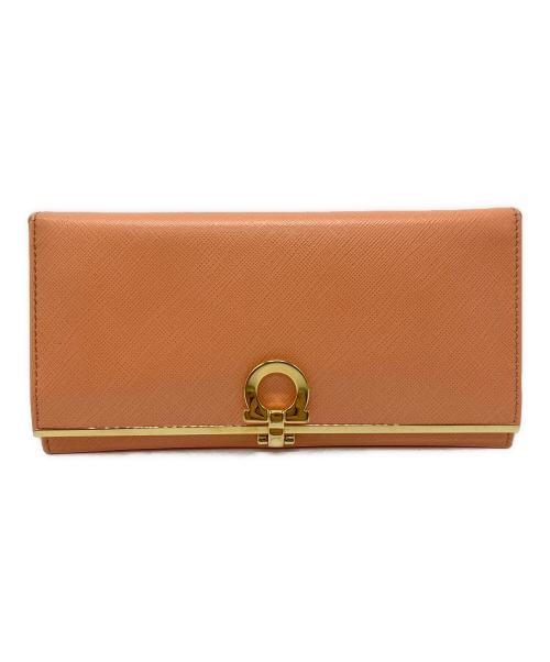 Salvatore Ferragamo（サルヴァトーレ フェラガモ）Salvatore Ferragamo (サルヴァトーレ フェラガモ) 長財布 オレンジの古着・服飾アイテム