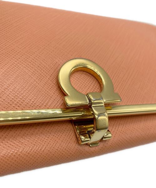 Salvatore Ferragamo（サルヴァトーレ フェラガモ）Salvatore Ferragamo (サルヴァトーレ フェラガモ) 長財布 オレンジの古着・服飾アイテム