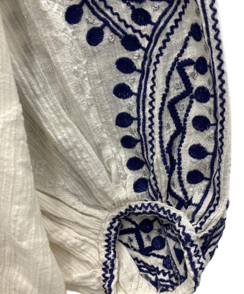 ne quittez pas（ヌキテパ）ne quittez pas (ヌキテパ) 長袖ワンピース ホワイト サイズ:SIZEFREEの古着・服飾アイテム