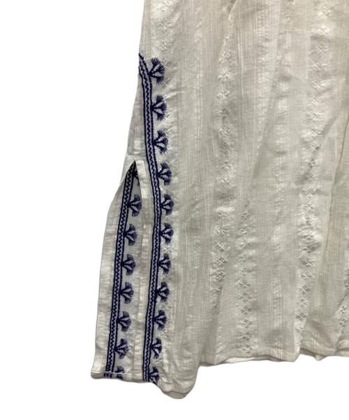 ne quittez pas（ヌキテパ）ne quittez pas (ヌキテパ) 長袖ワンピース ホワイト サイズ:SIZEFREEの古着・服飾アイテム