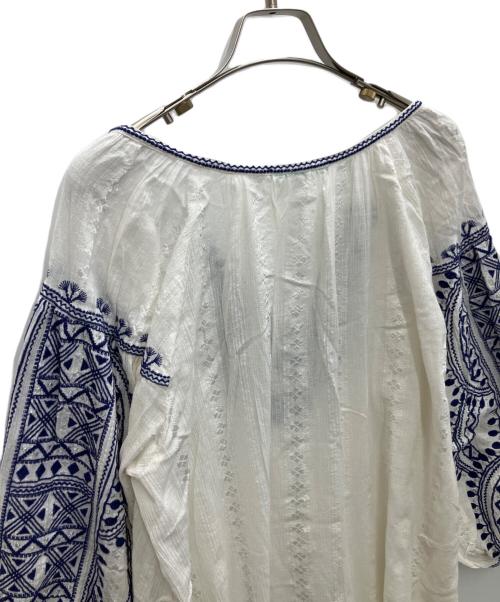 ne quittez pas（ヌキテパ）ne quittez pas (ヌキテパ) 長袖ワンピース ホワイト サイズ:SIZEFREEの古着・服飾アイテム