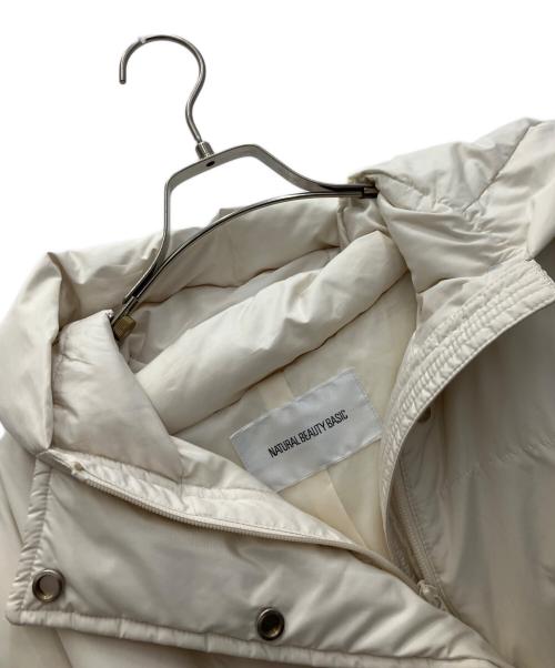 NATURAL BEAUTY BASIC（ナチュラルビューティーベーシック）NATURAL BEAUTY BASIC (ナチュラルビューティーベーシック) ダウンジャケット ホワイト サイズ:Sの古着・服飾アイテム