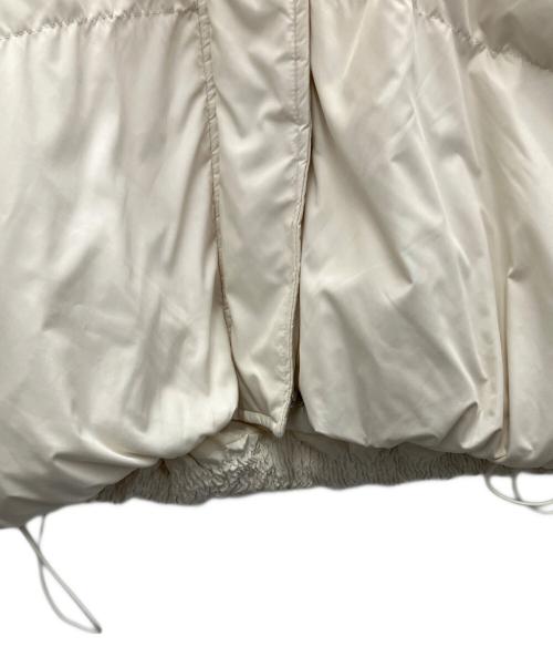 NATURAL BEAUTY BASIC（ナチュラルビューティーベーシック）NATURAL BEAUTY BASIC (ナチュラルビューティーベーシック) ダウンジャケット ホワイト サイズ:Sの古着・服飾アイテム