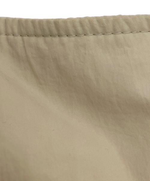 Nomine（ノミネ）Nomine (ノミネ) ナイロンジャケット アイボリー サイズ:SIZEFREEの古着・服飾アイテム