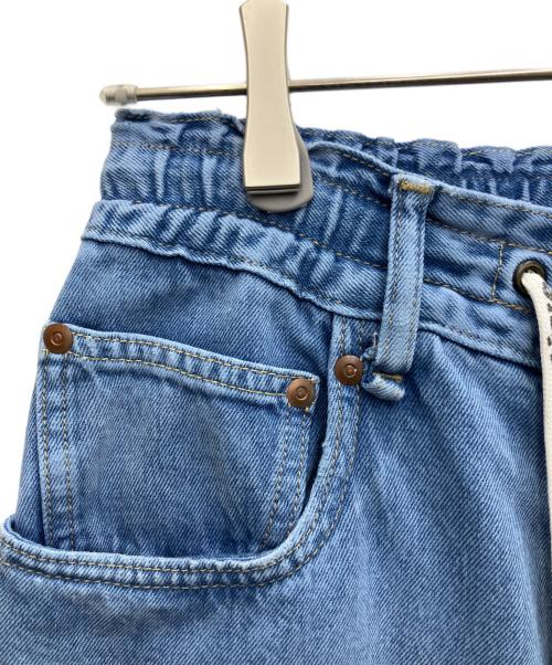 RNA（アールエヌエー）RNA (アールエヌエー) デニムパンツ インディゴ サイズ:Ｓの古着・服飾アイテム