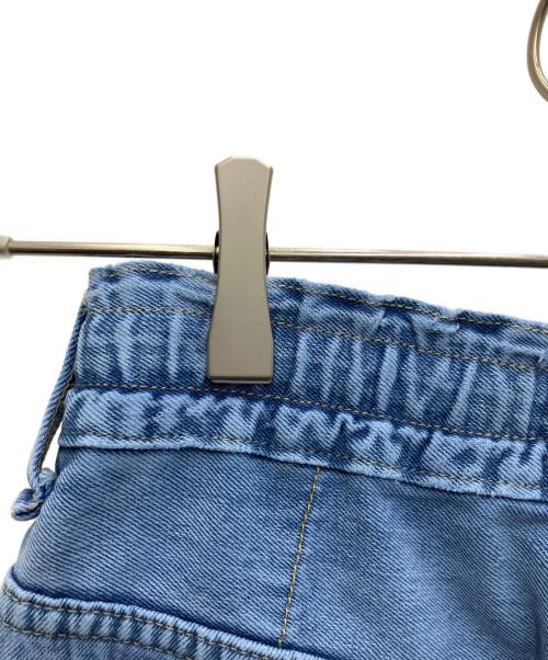 RNA（アールエヌエー）RNA (アールエヌエー) デニムパンツ インディゴ サイズ:Ｓの古着・服飾アイテム