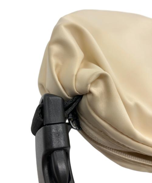 MARW UNITED ARROWS（マルゥ ユナイテッドアローズ）MARW UNITED ARROWS (マルゥ ユナイテッドアローズ) ウエストポーチ アイボリー×ブラックの古着・服飾アイテム