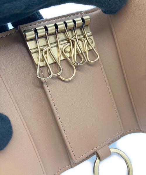 COACH（コーチ）COACH (コーチ) 6 リング キー ケース・ホース アンド キャリッジ プリント アイボリーの古着・服飾アイテム