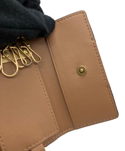 COACH（コーチ）COACH (コーチ) 6 リング キー ケース・ホース アンド キャリッジ プリント アイボリーの古着・服飾アイテム